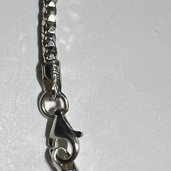 18 3/16th" Italian Sterling Silver Necklace - Picture 5 of 7